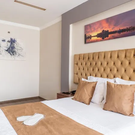 Otel The New