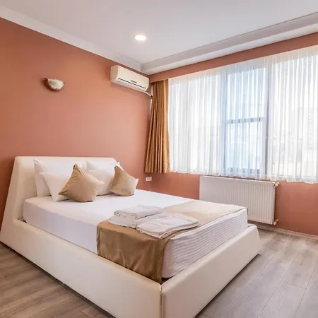 The New Hotel *