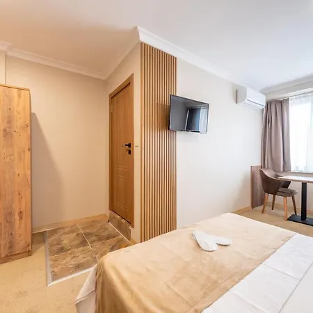 Hotel The New *